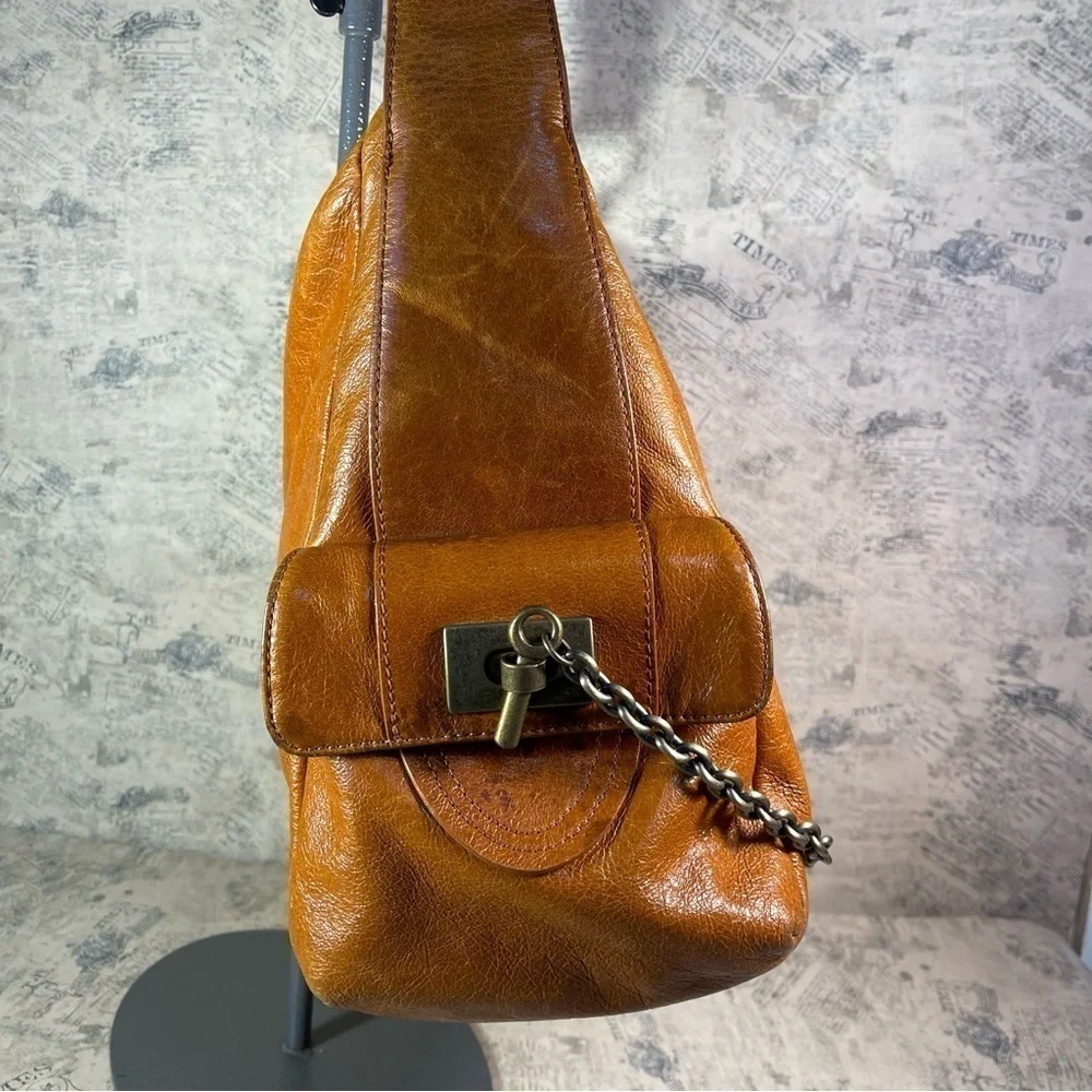 Vintage BCBGMAXAZRIA Large Leather Hobo Bag Chain Strap Slouchy Y2K Shoulder Bag